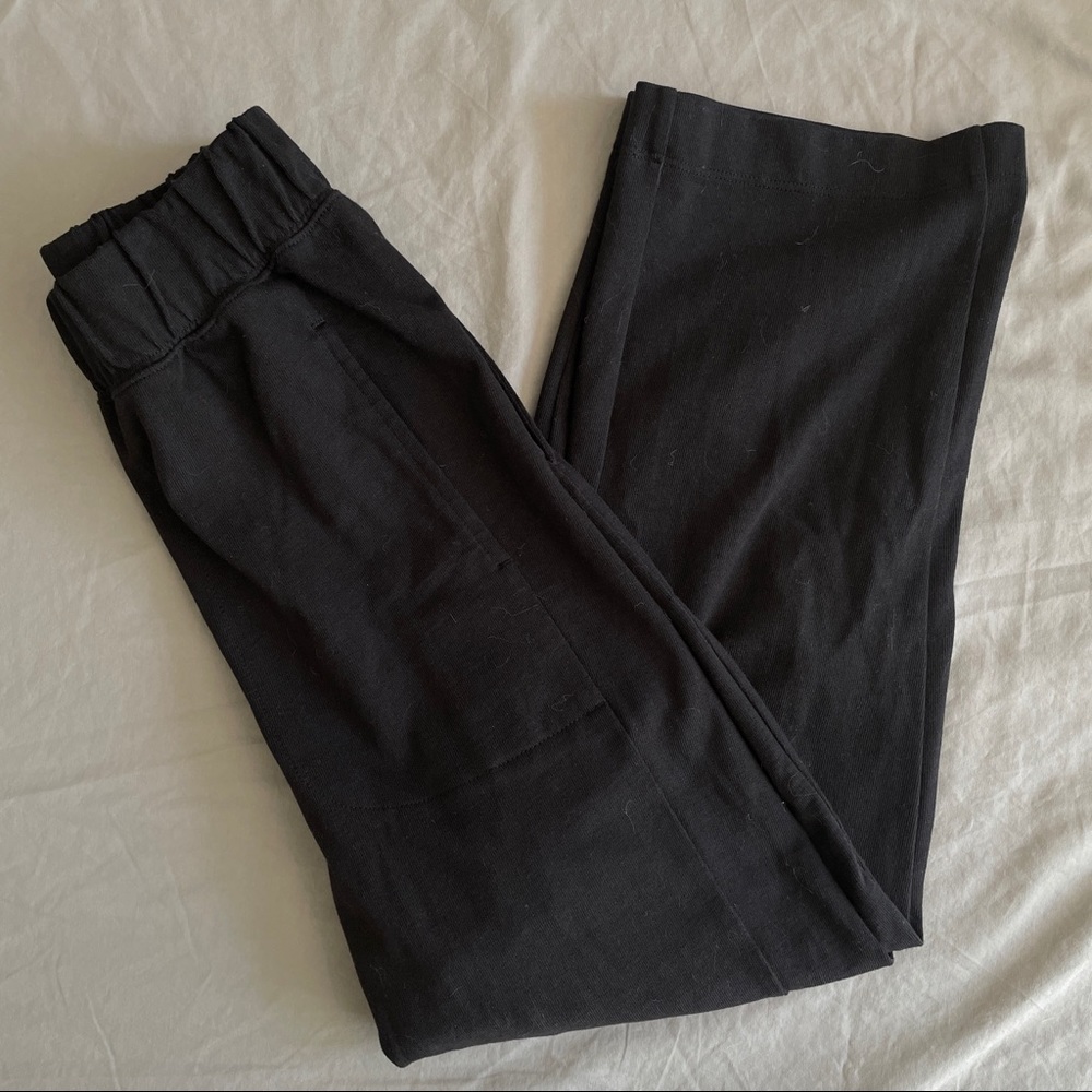 Aritzia babaton cotton pants